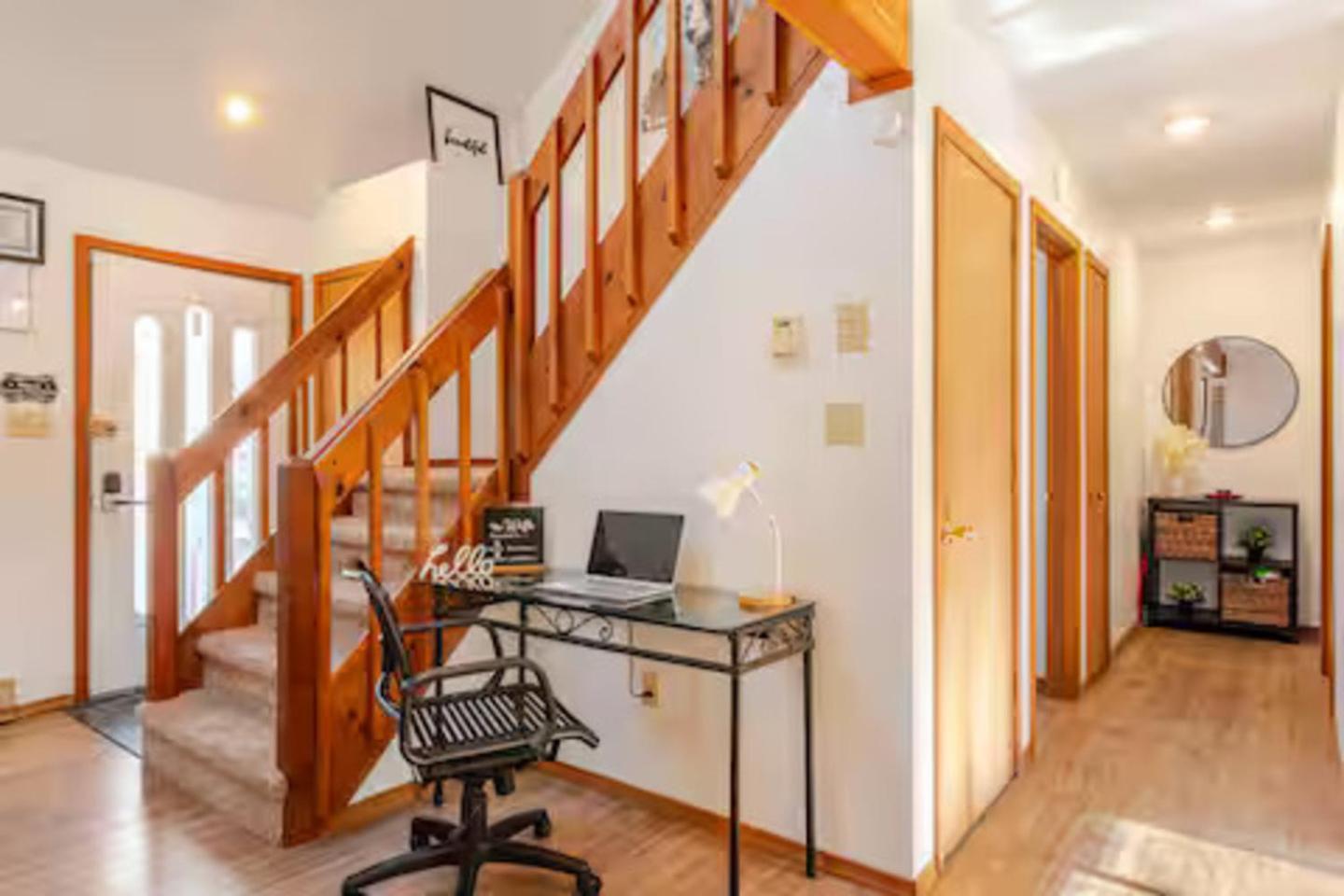 Cozy Cabin At Poconos With Hot Tub And Fire Pit إيست سترودسبورغ المظهر الخارجي الصورة